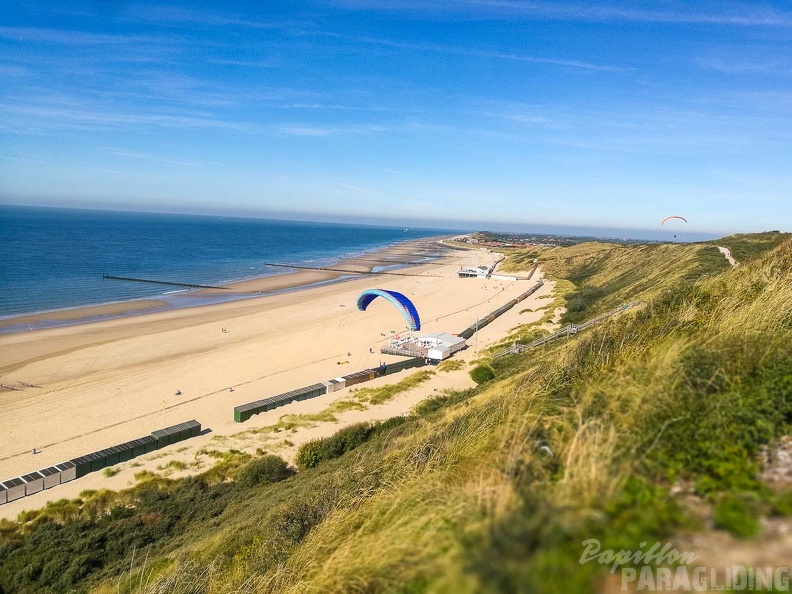 FZ38.18_Zoutelande-Paragliding-144.jpg