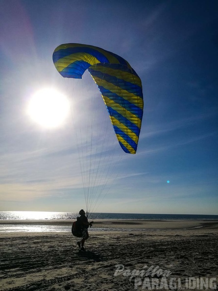 FZ38.18 Zoutelande-Paragliding-181