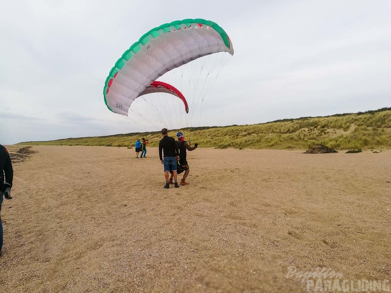 FZ38.18 Zoutelande-Paragliding-305