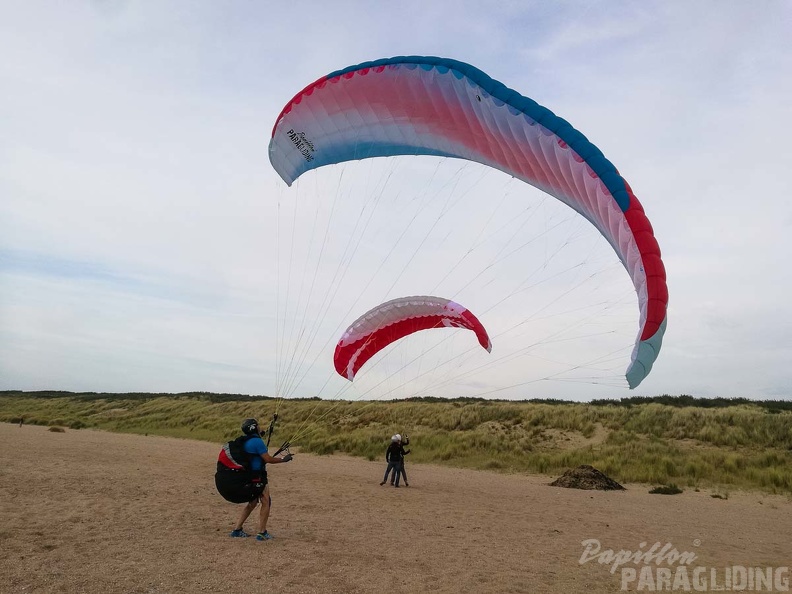 FZ38.18_Zoutelande-Paragliding-322.jpg