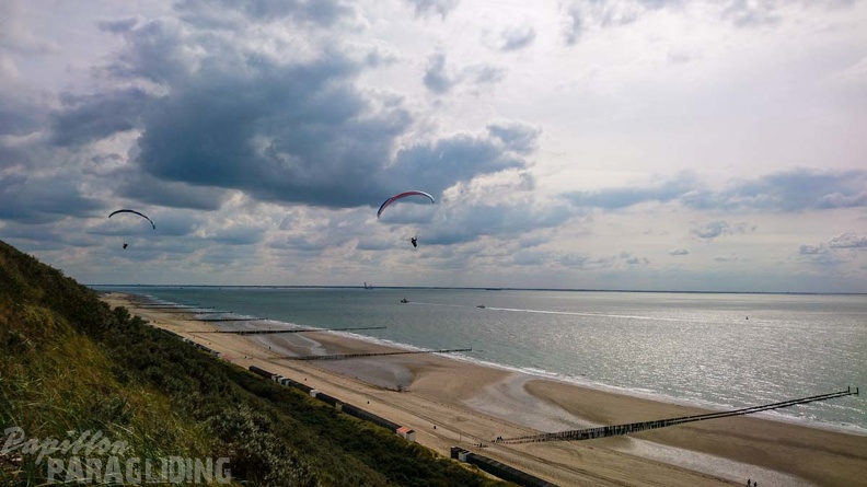 FZ37.19_Zoutelande-Paragliding-180.jpg