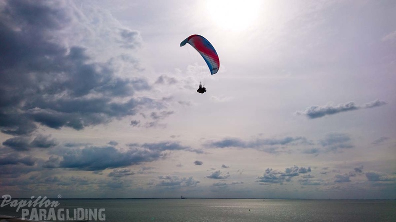 FZ37.19_Zoutelande-Paragliding-203.jpg