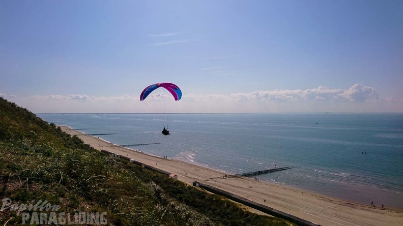 FZ37.19_Zoutelande-Paragliding-297.jpg