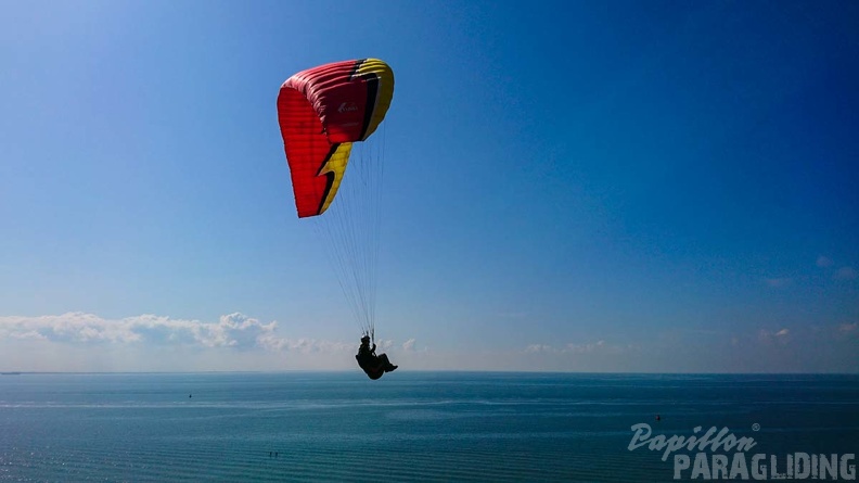 FZ37.19 Zoutelande-Paragliding-311