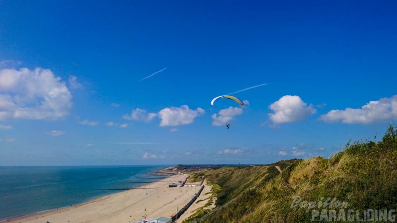 FZ37.19_Zoutelande-Paragliding-341.jpg