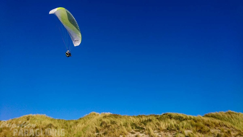 FZ37.19_Zoutelande-Paragliding-365.jpg