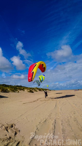 FZ37.19_Zoutelande-Paragliding-510.jpg