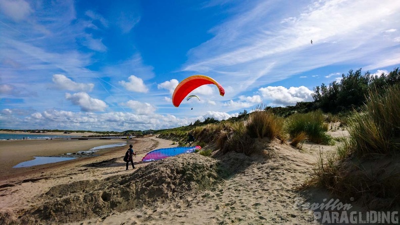 FZ37.19_Zoutelande-Paragliding-516.jpg