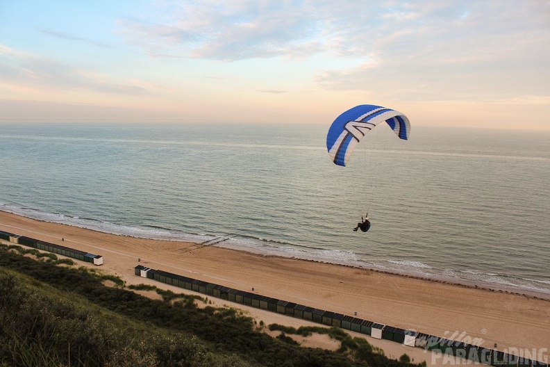 Paragliding Zoutelande-188