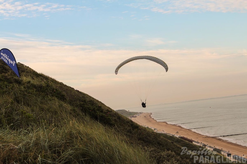 Paragliding Zoutelande-303