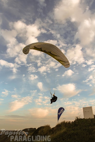 Paragliding Zoutelande-312
