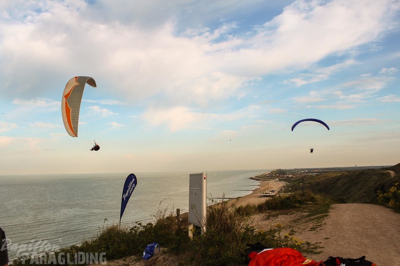 Paragliding Zoutelande-542