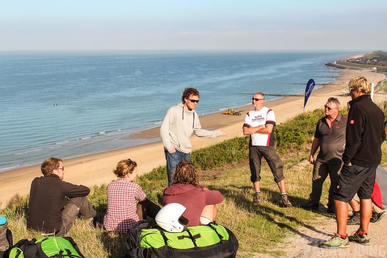 Paragliding Zoutelande-547