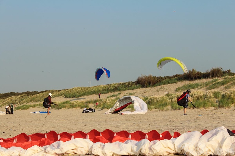 Paragliding Zoutelande-613