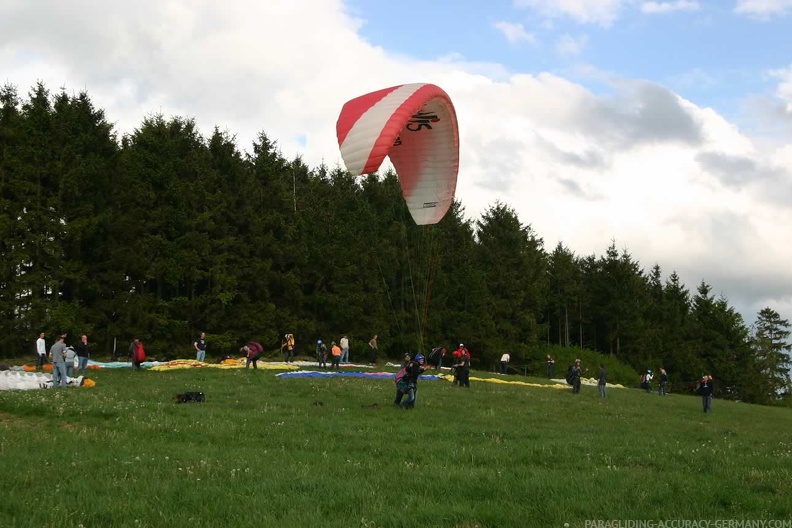 2007 ES8.07 Gleitschirm Sauerland 080