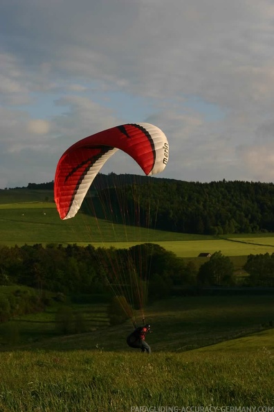 2007_ES8.07_Gleitschirm_Sauerland_105.jpg