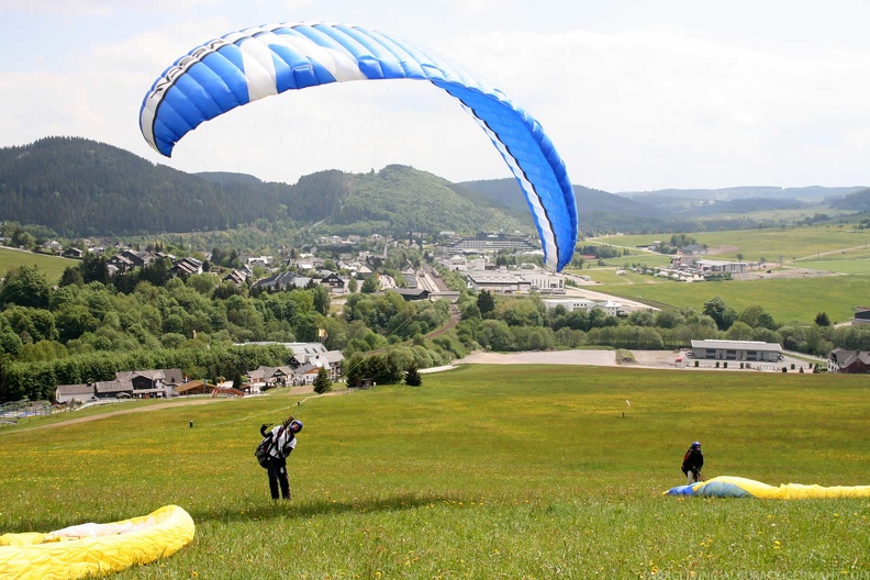 2008 EK16.08 Gleitschirm Willingen 021