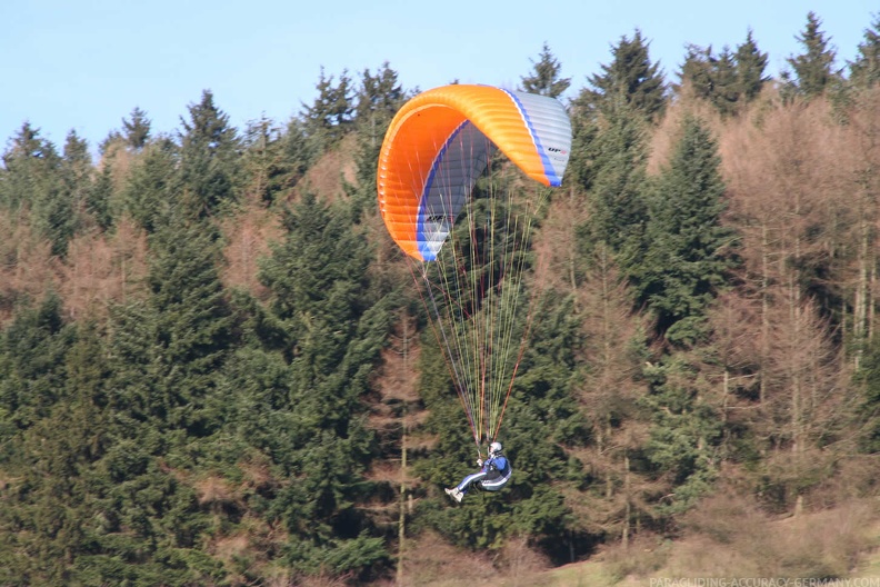 2008 EK3.08 Gleitschirm Sauerland 011