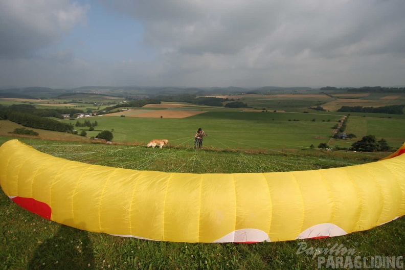 2009_EHF_Wirmighausen_Gleitschirm_005.jpg