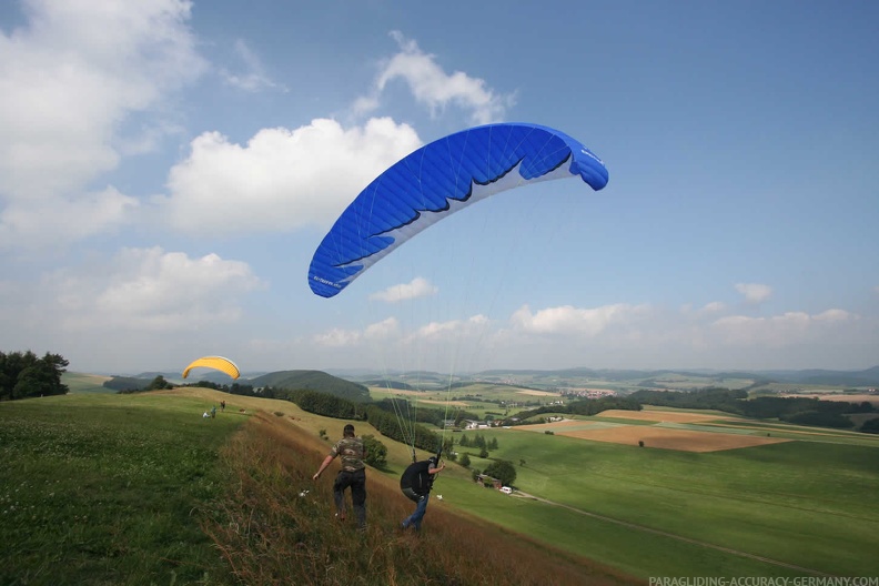 2009 EHF Wirmighausen Gleitschirm 020