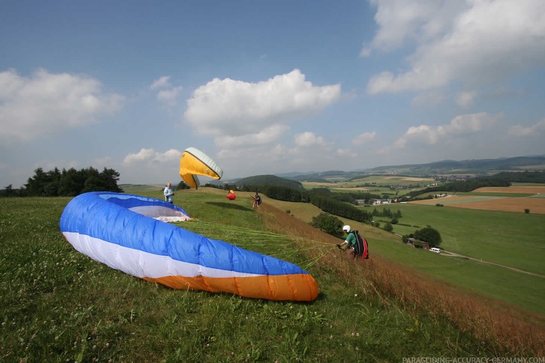 2009 EHF Wirmighausen Gleitschirm 039