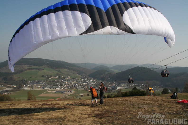 2009 EK15.09 Sauerland Paragliding 020