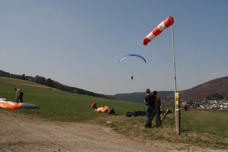 2009 EK15.09 Sauerland Paragliding 042