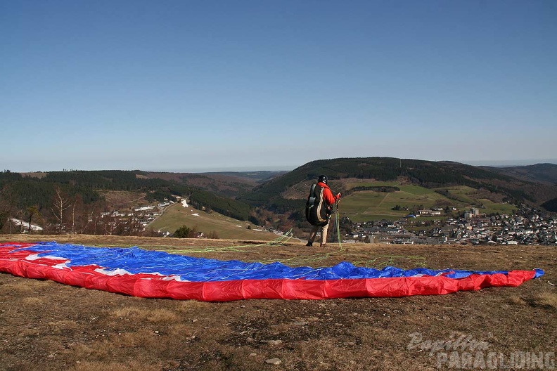 2010_EK16.10_Sauerland_Gleitschirm_025.jpg