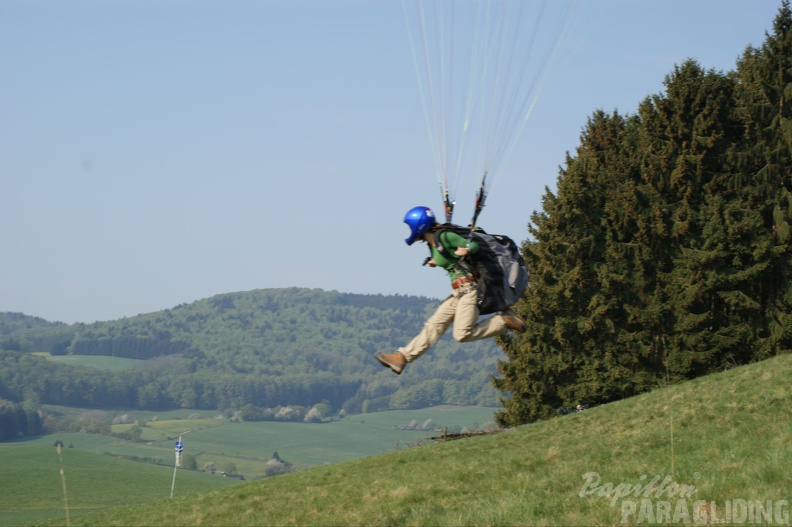 2011 ES17.11 Sauerland Gleitschirmkurs 056