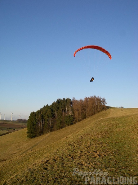 2011_Sauerland_Fruehling_Gleitschirm_032.jpg