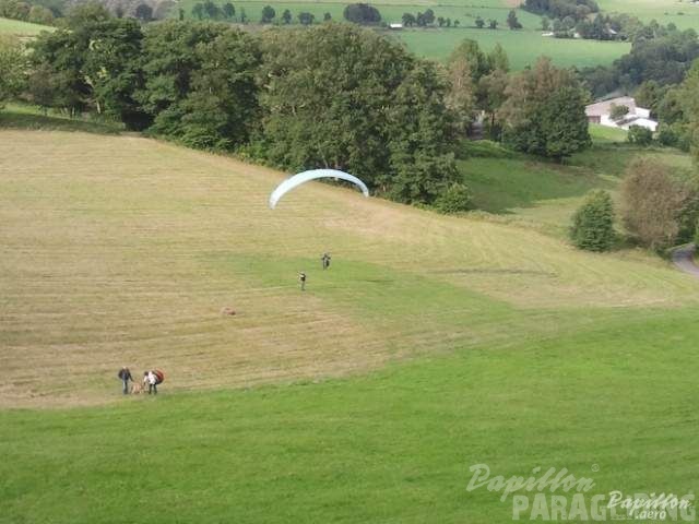 2012 EK.31.12 Gleitschirmfliegen 033