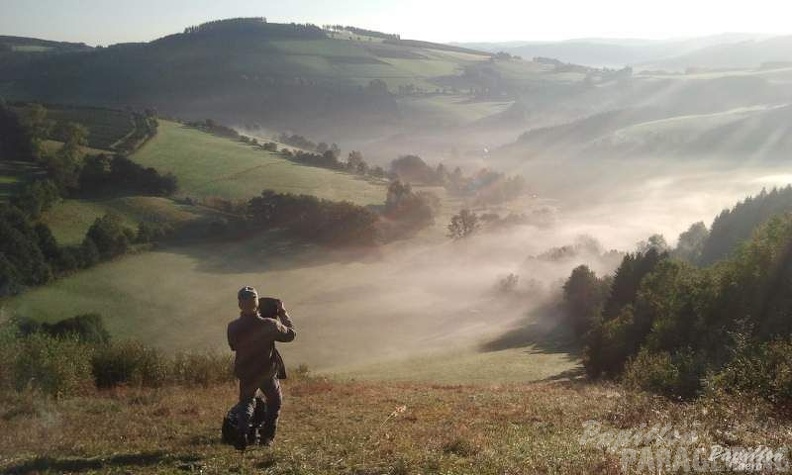 2012_EK37.12_Gleitschirmfliegen_010.jpg