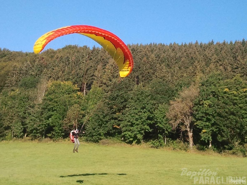 2012 EK ES40.12 Gleitschirmfliegen 066