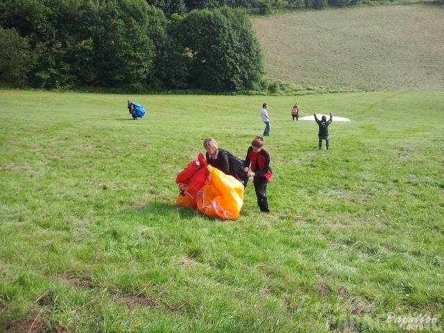 2012 ES.30.12 Paragliding 068