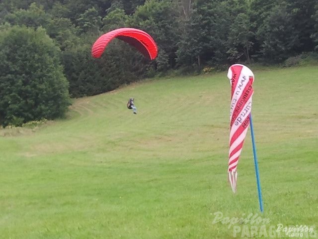 2012 ES.32.12 Paragliding 055