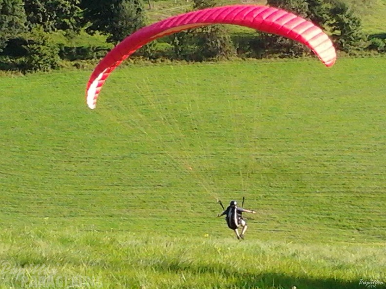 2012 ES.34.12 Paragliding 020