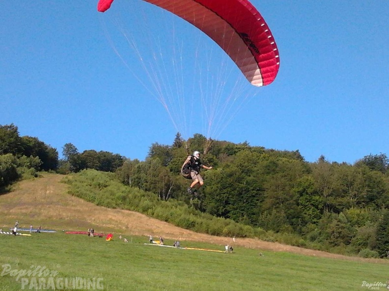 2012 ES.34.12 Paragliding 025