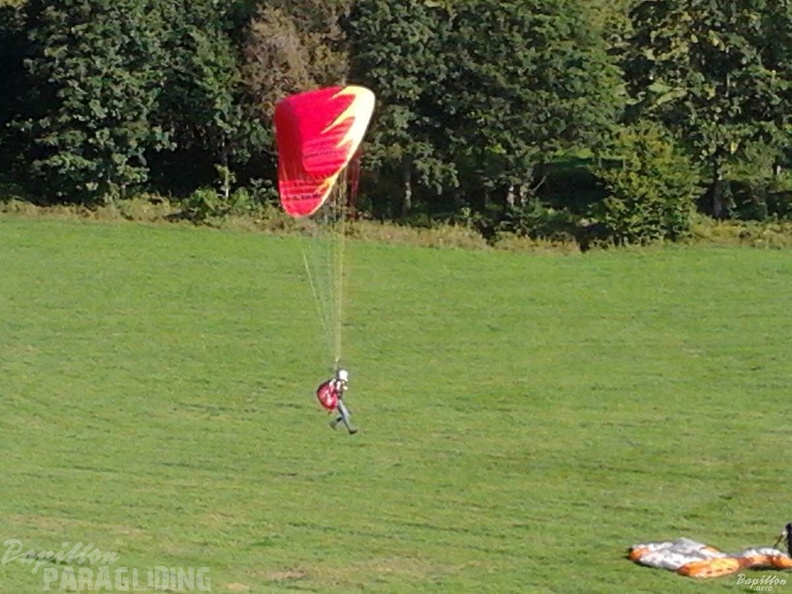 2012 ES.34.12 Paragliding 034