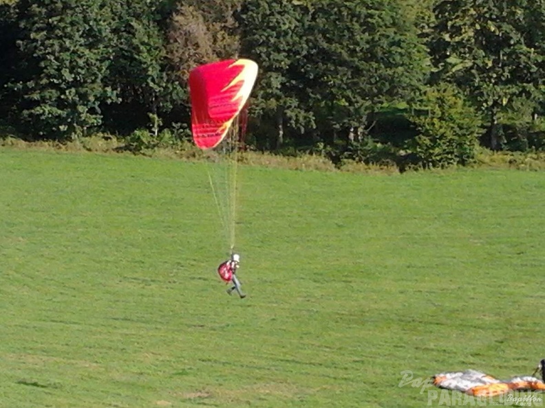 2012 ES.34.12 Paragliding 034