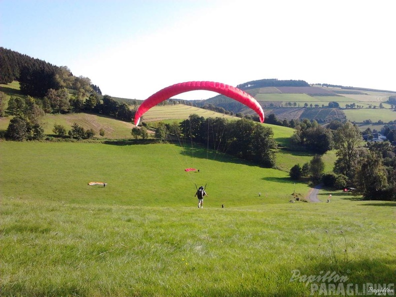 2012 ES.34.12 Paragliding 041