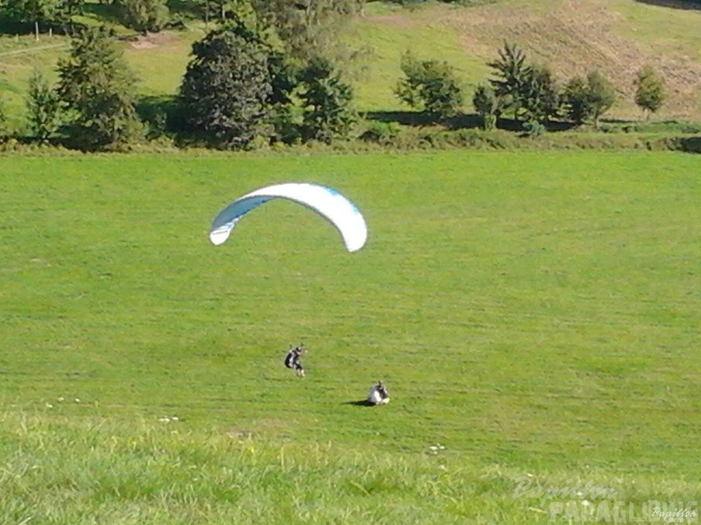 2012 ES.34.12 Paragliding 047