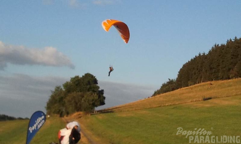 2012 ES.36.12 Paragliding 051