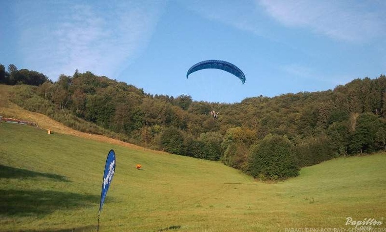 2012 ES38.12 Gleitschirmfliegen 042