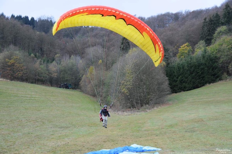 2012 ES45.12 Gleitschirmfliegen 059