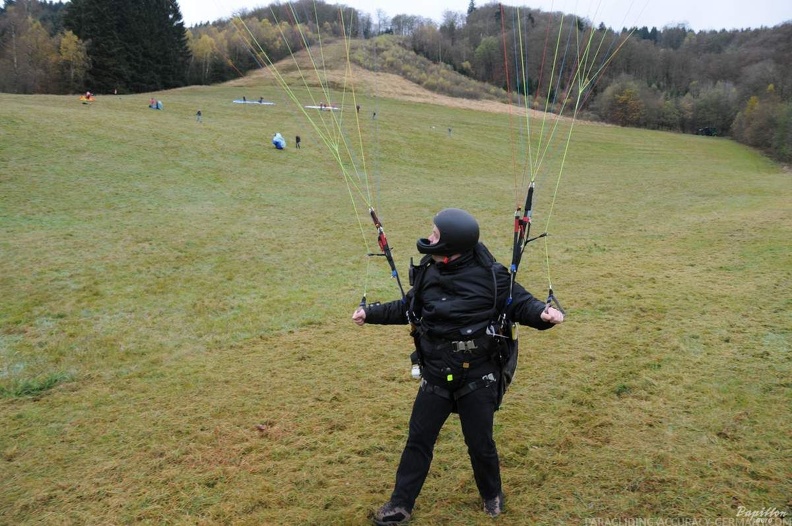 2012 ES45.12 Gleitschirmfliegen 063