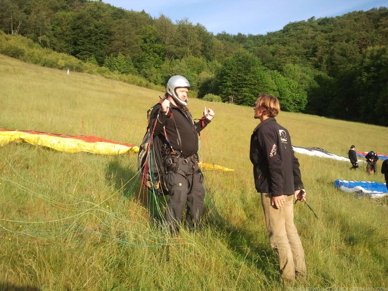 2012_ES_EW24.12_Paragliding_014.jpg