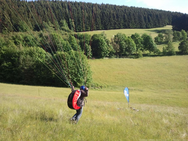 2012 ES EW24.12 Paragliding 017