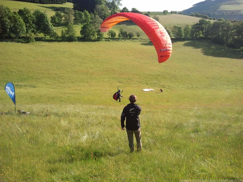 2012 ES EW24.12 Paragliding 018