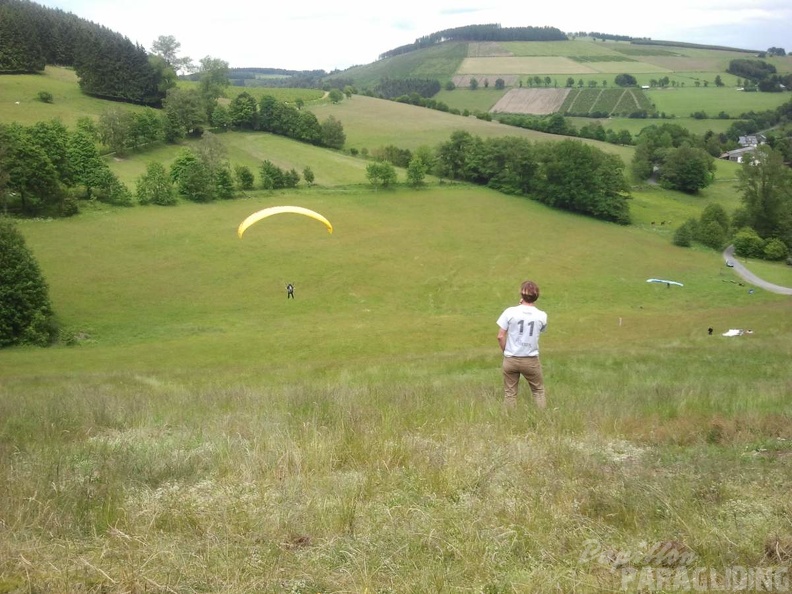 2012 ES EW24.12 Paragliding 041