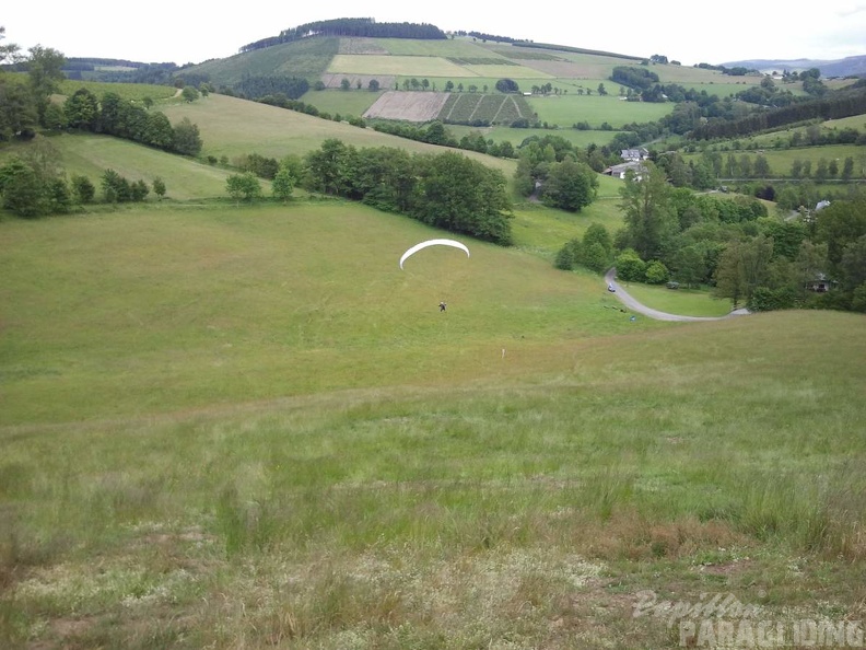 2012 ES EW24.12 Paragliding 050